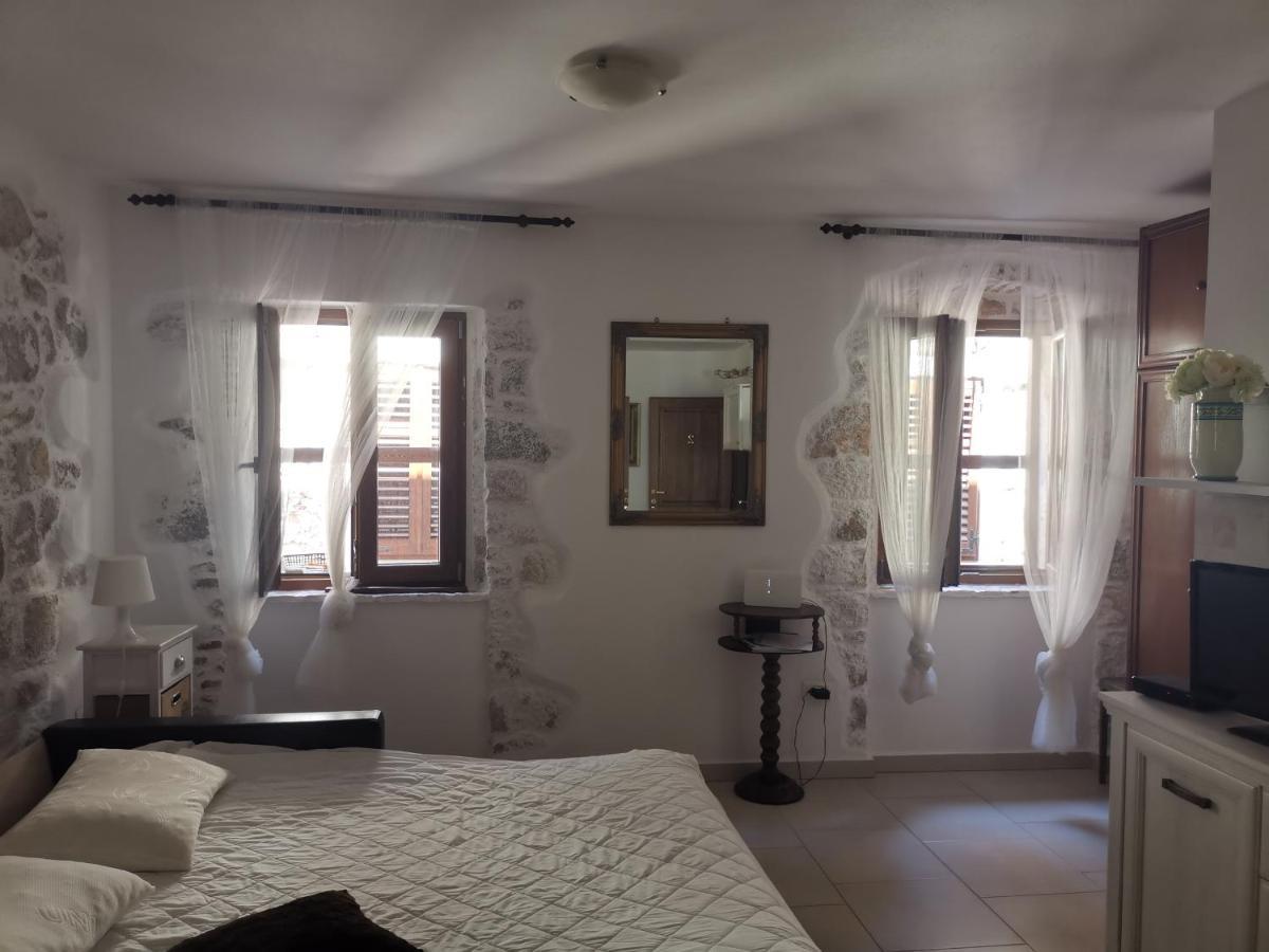 Apartment Martin - 10 Mt To The Beach Rovinj Exteriér fotografie